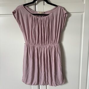 2/20$ FOREVER 21 Light Pink Pleated Dress